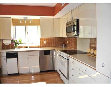 7 Sutton Place unit 7, Swampscott, MA 01907 - photo 6