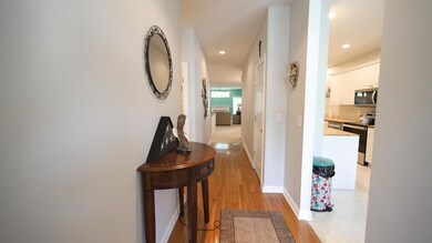 6077 McNaughten Grove Ln, Columbus, OH 43213 - photo 5