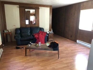 28 & 28 1/2 Beech St.