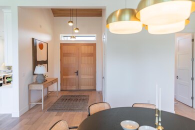 19430 Randall Ct, Bend, OR 97702 - photo 6