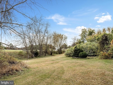 6530 N Frederick Pike, Whitacre, VA 22625 - photo 4