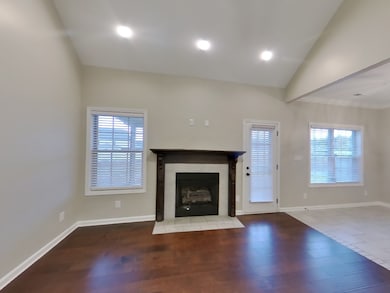 365 Winter Terrace Ln, Clarksville, TN 37040 - photo 2