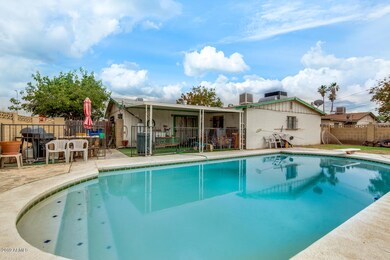 2612 N 48th Ln, Phoenix, AZ 85035 - photo 4