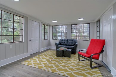 127 Bates St, Jackson, MI 49202 - photo 5