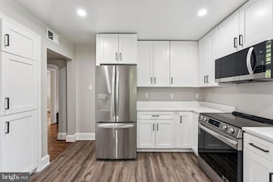 2153 N Taylor St, Arlington, VA 22207 - photo 4