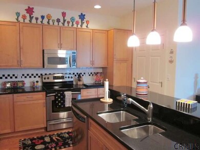 87 - 205 Railroad Place, Saratoga Springs, NY 12866 - photo 4