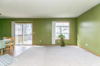 261 20th Ave SW, Cedar Rapids, IA 52404 - photo 6