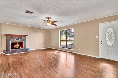 1037 Robertson st-1