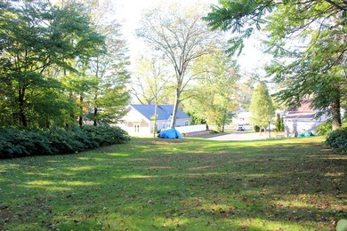 98 Sunderland Rd, Worcester, MA 01604 - photo 7