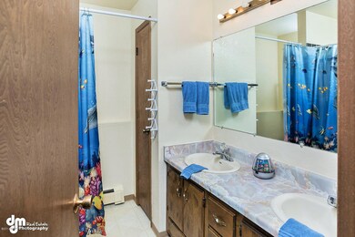 3217 Campbell Airstrip Rd-large-003-Bath