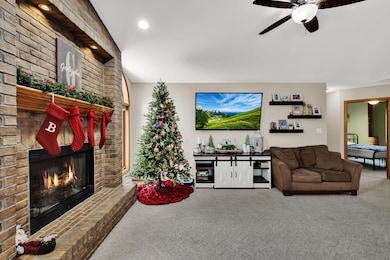 363 Hickory Dr, Fredonia, WI 53021 - photo 5