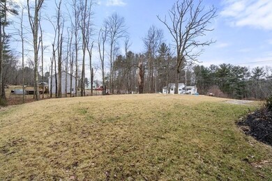 143 N Brookfield Rd, Barre, MA 01005 - photo 7