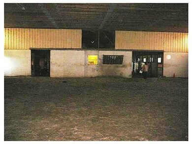 Stable/Barn.