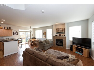 795 Zepher Way, Molalla, OR 97038 - photo 5