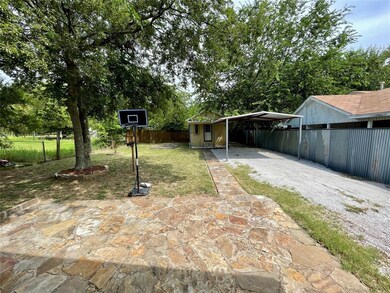 308 W Russell St, Weatherford, TX 76086 - photo 5