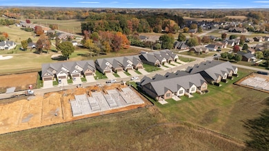 563 W Foxrun, Springfield, TN 37172 - photo 4