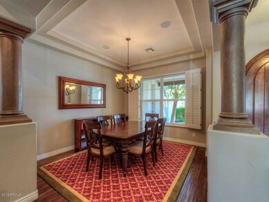 004_Dining Room
