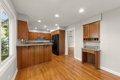 10S160 Alma Ln unit 3, Naperville, IL 60564 - photo 5