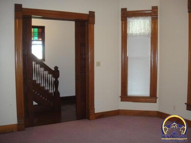 517 S Main St, Rossville, KS 66533 - photo 3