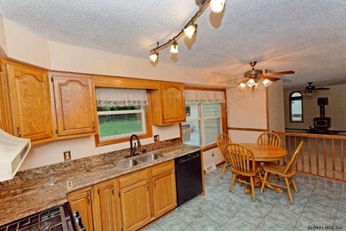 827 Ediface Way, Ballston Spa, NY 12020 - photo 6