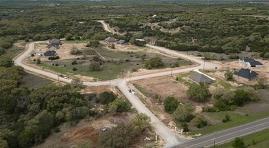 201 Cottongame Dr, Weatherford, TX 76088 - photo 3