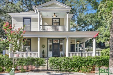 214 E 38th St, Savannah, GA 31401 - photo 2