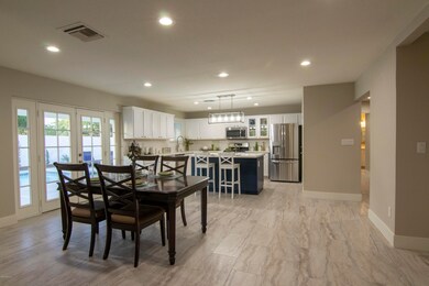 6854-E-Vernon-Ave016