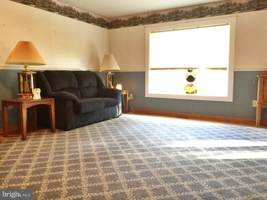 8 Spinning Wheel Ln, Clementon, NJ 08021 - photo 3