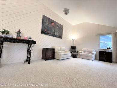 28 Miller Ave, Holmdel, NJ 07733 - photo 5