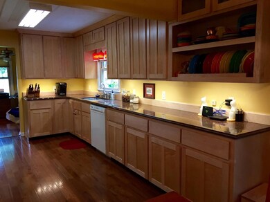 121 S Cumberland St, Berea, KY 40403 - photo 6