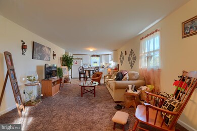 42 E Main St, Leola, PA 17540 - photo 4