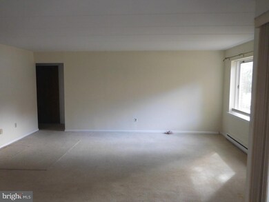100 Winding Way unit A18, Downingtown, PA 19335 - photo 5