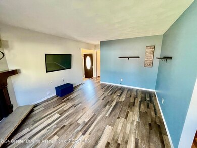 230 Raritan Rd, Lansing, MI 48911 - photo 3