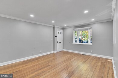 2643 S Walter Reed Dr unit A, Arlington, VA 22206 - photo 3