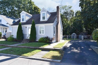 44 Pengrove St, Cranston, RI 02920 - photo 2