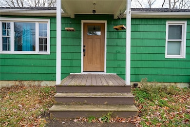 7310 Hickory Dr, Hamburg, NY 14075 - photo 5