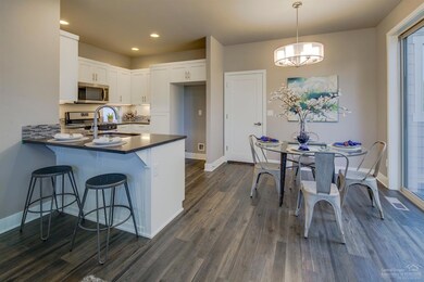 20888 SE Sotra Loop, Bend, OR 97702 - photo 6