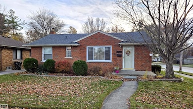 22500 O'Connor St, St. Clair Shores, MI 48080 - photo 2