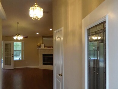 7521 Lillie Ln, Pensacola, FL 32526 - photo 4