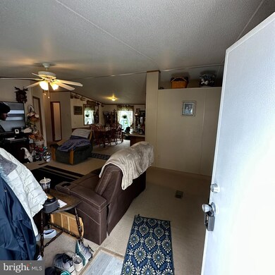 4660 Sycamore Grove Rd unit 83, Chambersburg, PA 17202 - photo 5