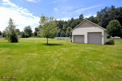 47000Finch_20