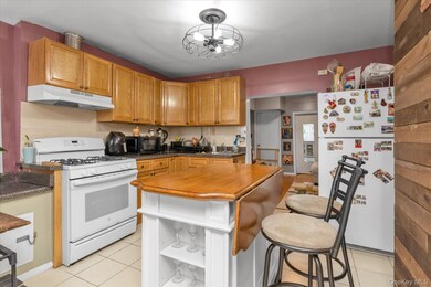 21812 141st Rd, Springfield Gardens, NY 11413 - photo 5