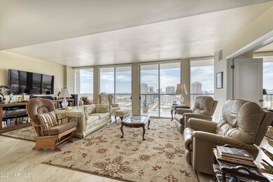 Regency House unit 1904, Phoenix, AZ 85004 - photo 5