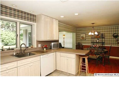 194 Pinecrest Rd, Oakhurst, NJ 07755 - photo 7