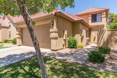 847 N Kenneth Place, Chandler, AZ 85226 - photo 2