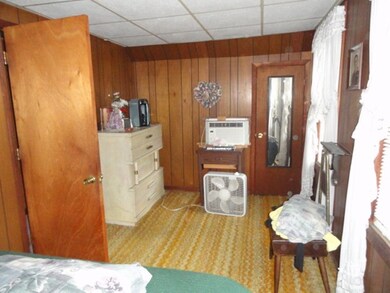 1 Moss St, Worcester, MA 01603 - photo 7