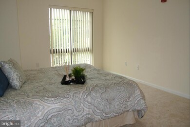 The Aurora Condominiums unit 708, Silver Spring, MD 20910 - photo 7