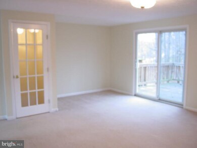 1820 Log Ln unit 7, Crofton, MD 21114 - photo 3