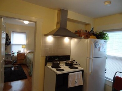 25 Andrew St unit 2, Cambridge, MA 02139 - photo 2