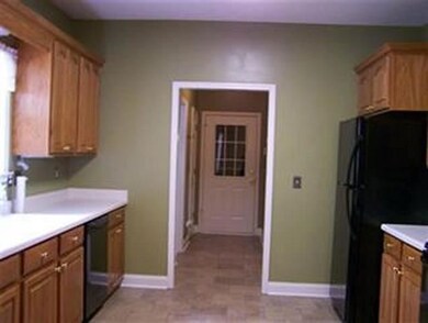 308 Bay Laurel Cir, Warner Robins, GA 31088 - photo 4